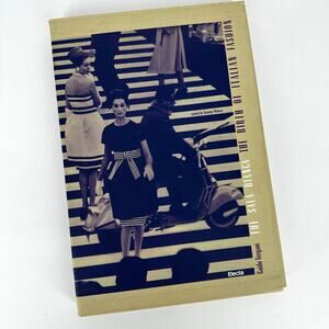 The Sala Bianca The Birth of Italian Fashion  Guido Vergani 1992 soft cover box